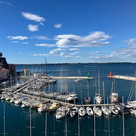 Casa Lumina - New 2025 *