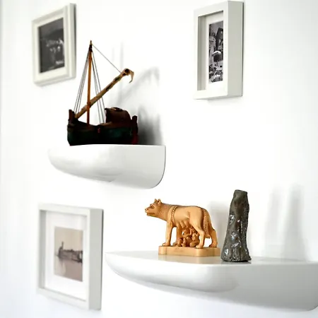 Casa Lumina - New 2025 *