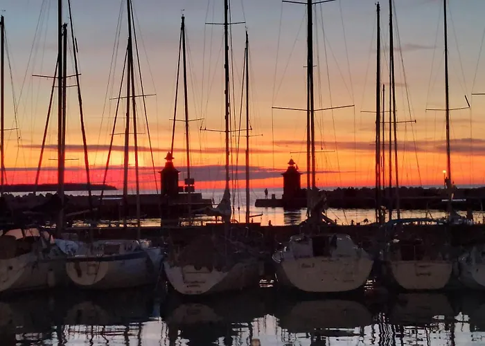 Casa Lumina Palazzo Πιράν