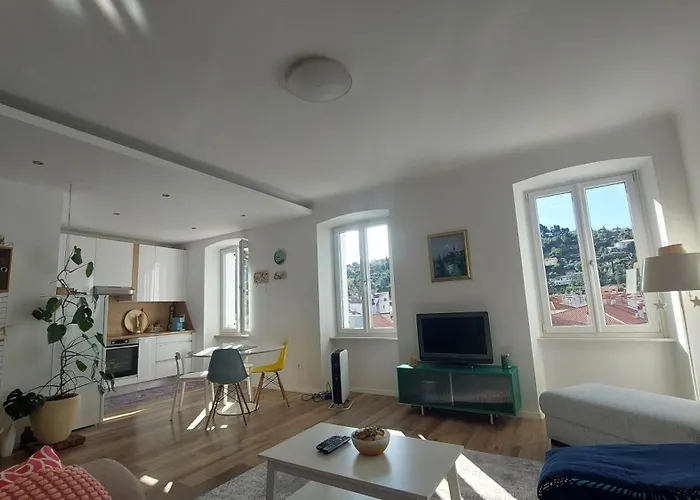 Casa Lumina Palazzo アパート